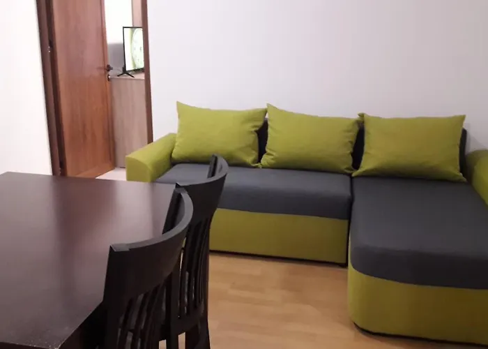 4 Seasons 2 - Apartment *