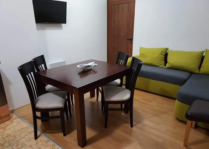 4 Seasons 2 - Apartment